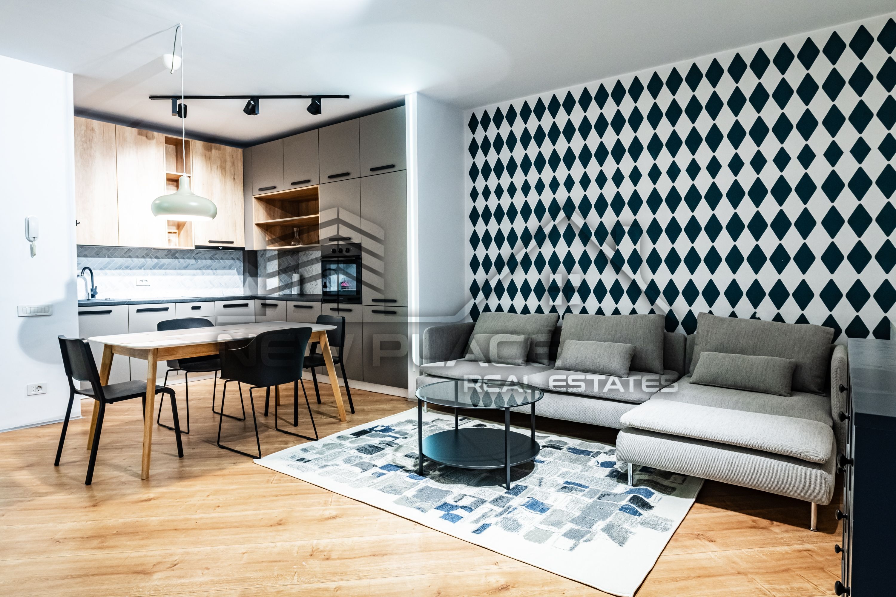 [VIDEO] 4City North | Apt exclusivist | Vedere curtea interioara | Lux — fotografia 2