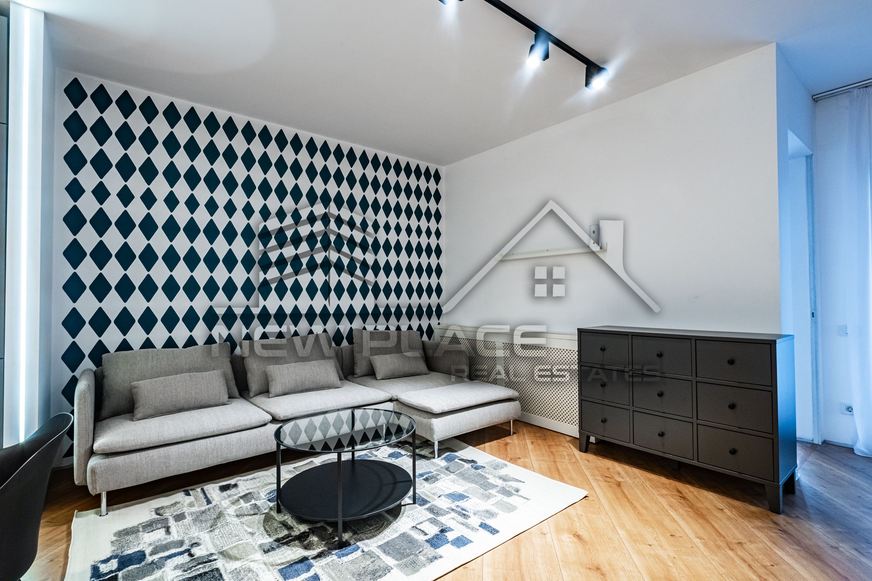 [VIDEO] 4City North | Apt exclusivist | Vedere curtea interioara | Lux — fotografia 4