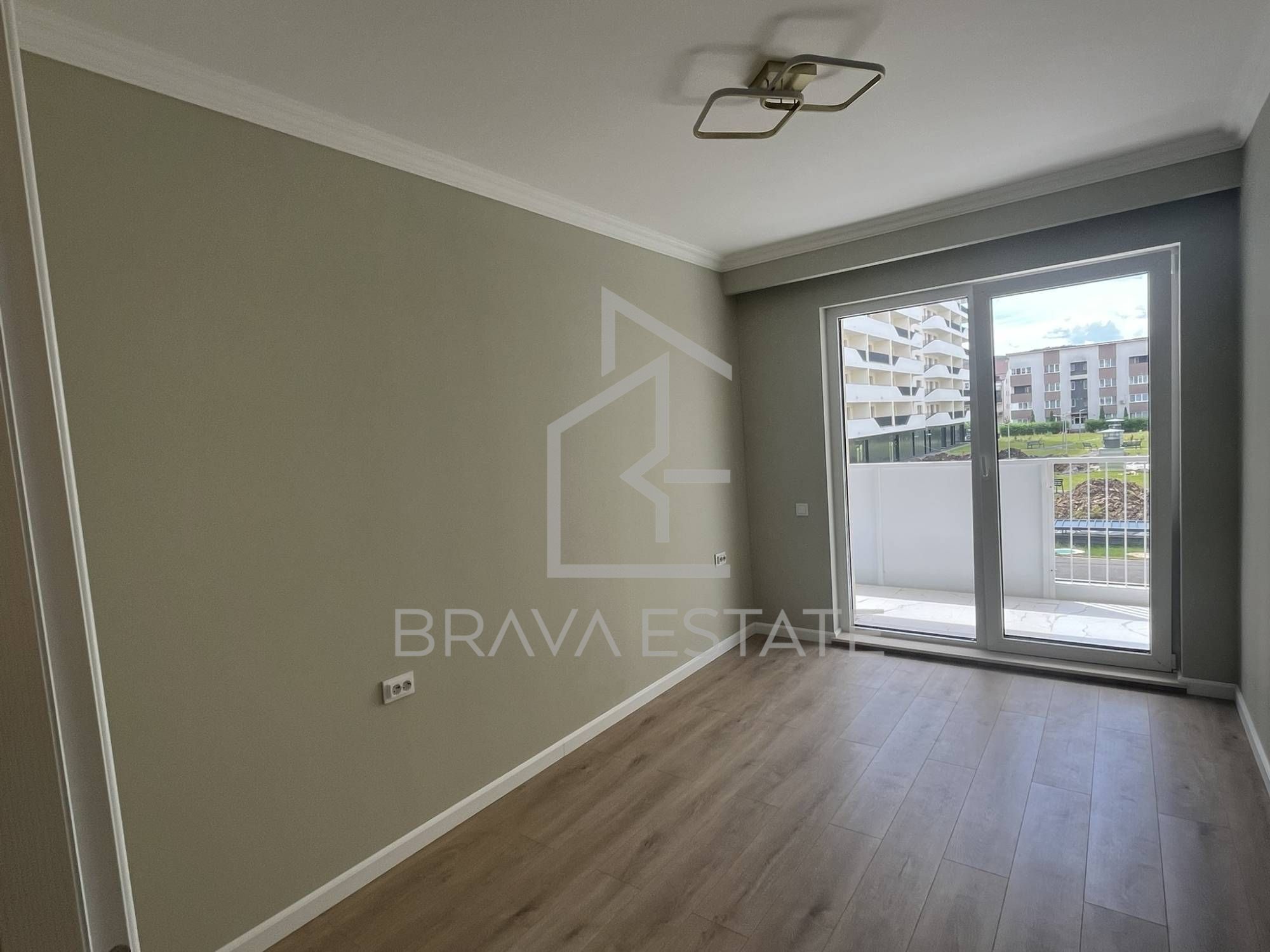 Apartament 3 camere, 60 mp, terasă 14 mp, garaj subteran, Eroilor Residence — fotografia 3