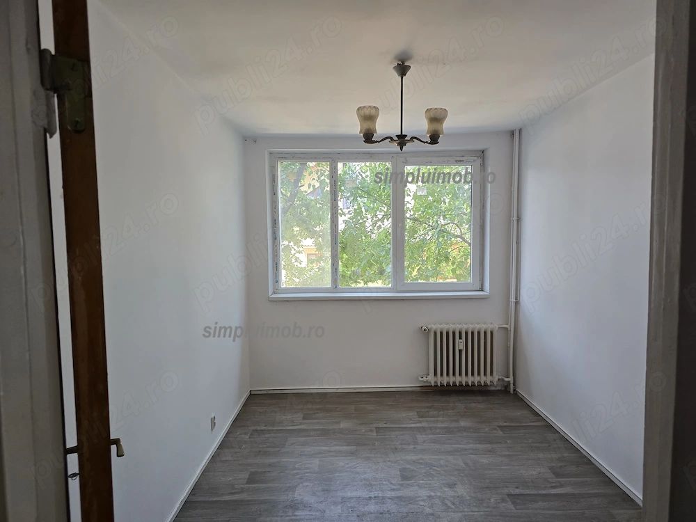 Proprietar, vand ap. 3 camere semidecomandat, Gorjului, et. 3 9 — fotografia 3