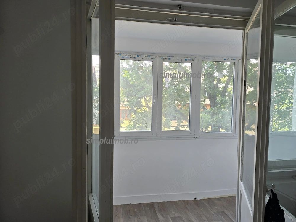 Proprietar, vand ap. 3 camere semidecomandat, Gorjului, et. 3 9 — fotografia 8