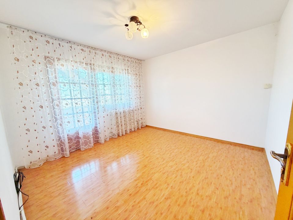Apartament 3 camere decomandat + mansarda Curtea de Arges - Ivancea — fotografia 3
