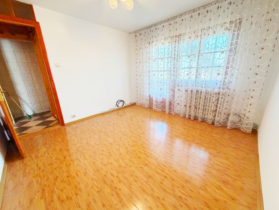 Apartament 3 camere decomandat + mansarda Curtea de Arges - Ivancea — fotografia 4