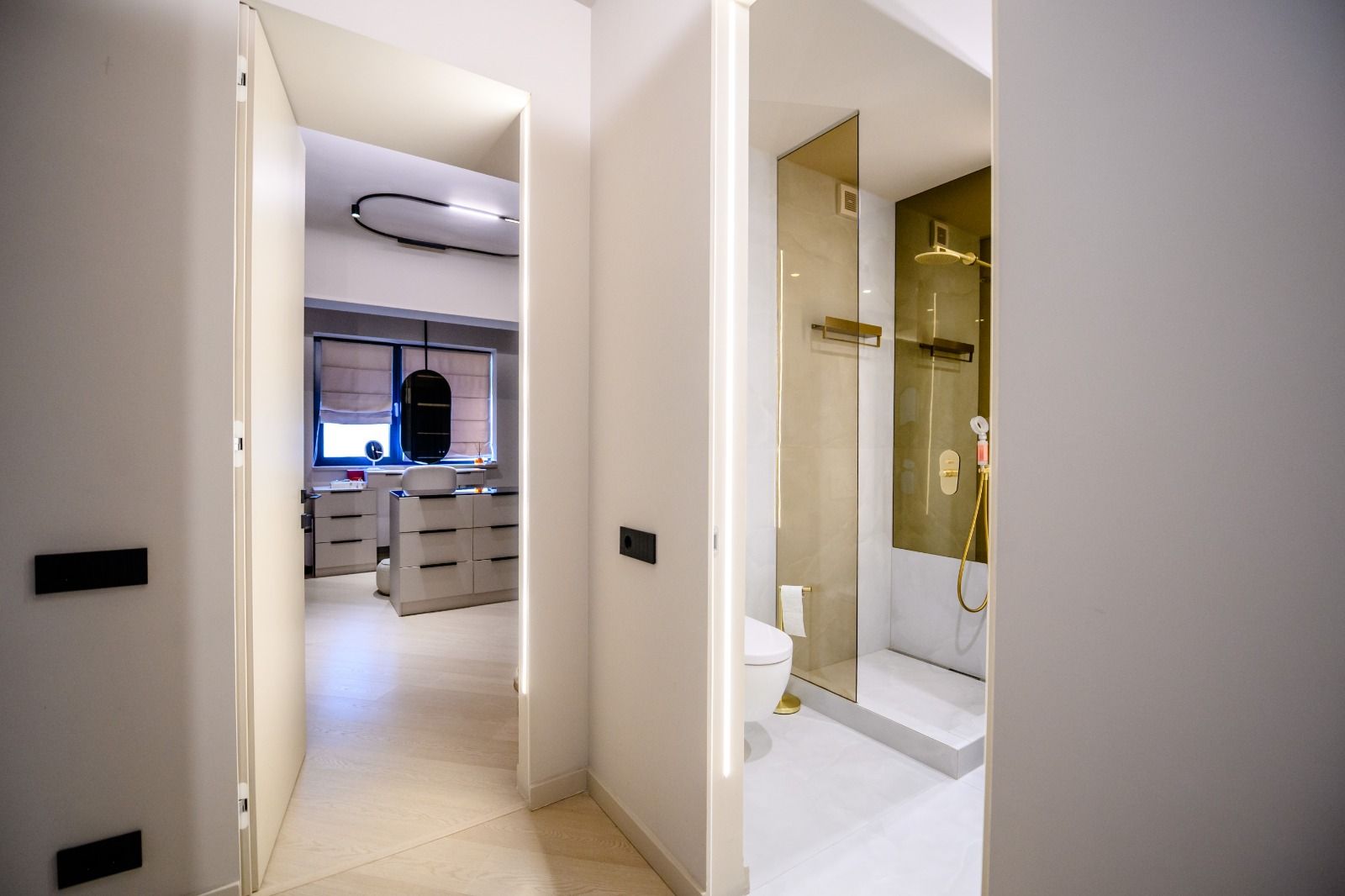 CORTINA NORTH | Apartament exclusivist | Parcare inclusa | Balcon 9 mp — fotografia 8