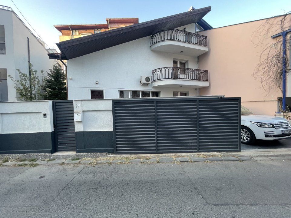 Direct Propietar - Vila de inchirat Herastau- Nicolae Caramfil — fotografia 4
