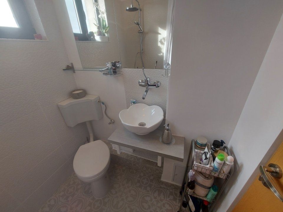 Apartament 4 camere - 3 dormitoare in Zona Urbana Bucurestii Noi — fotografia 2