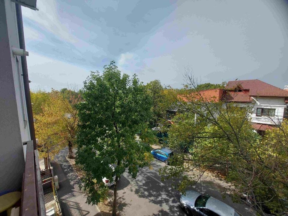 Apartament 4 camere - 3 dormitoare in Zona Urbana Bucurestii Noi — fotografia 6