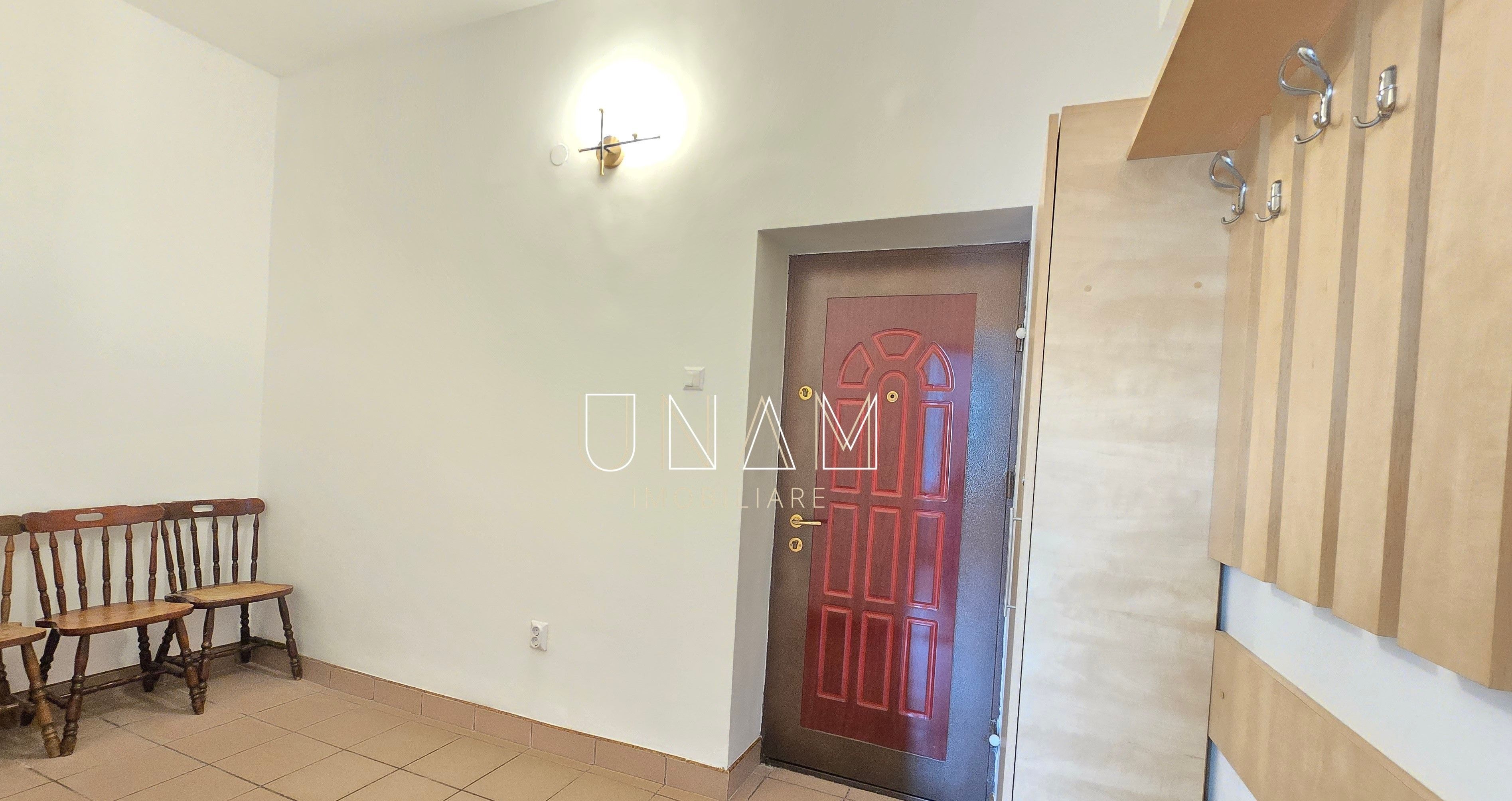 Spatiu de vanzare cu chirias activ | Blocul 800 | Resita — fotografia 5