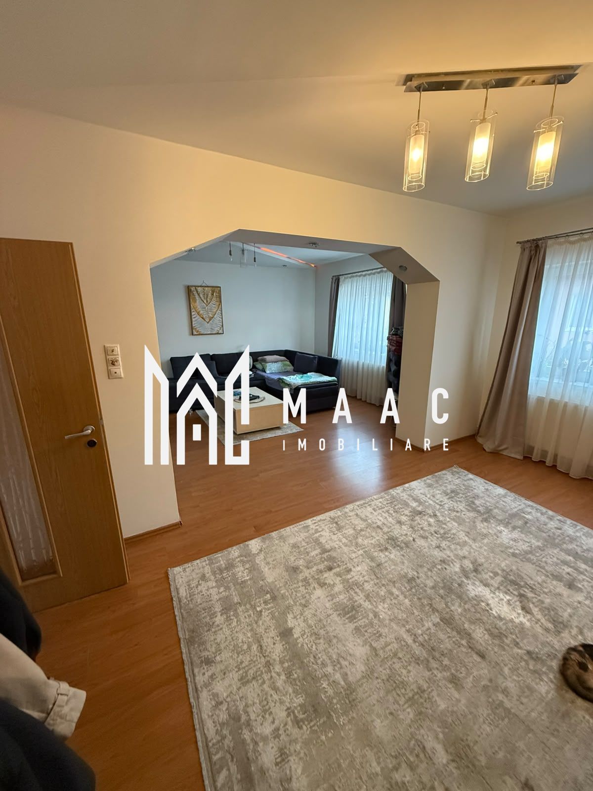 Casă de vânzare 3 camere | Lupeni, Sibiu | 141 mp utili, teren 676 mp — fotografia 8