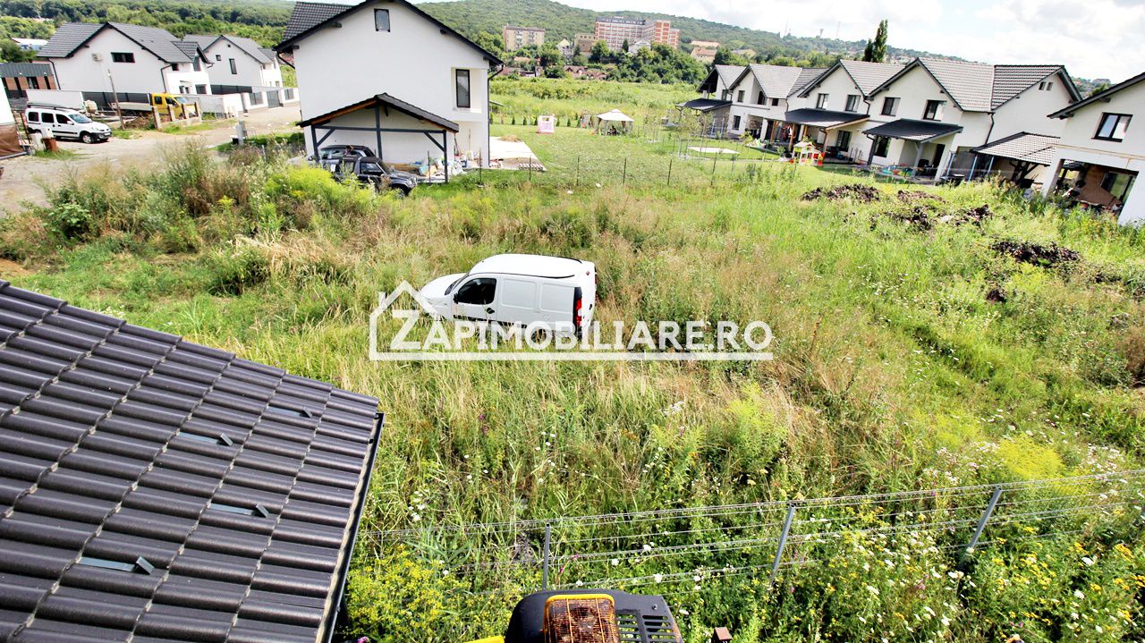 Teren 713mp.cu proiect si autorizatie de constructie Duplex — fotografia 3