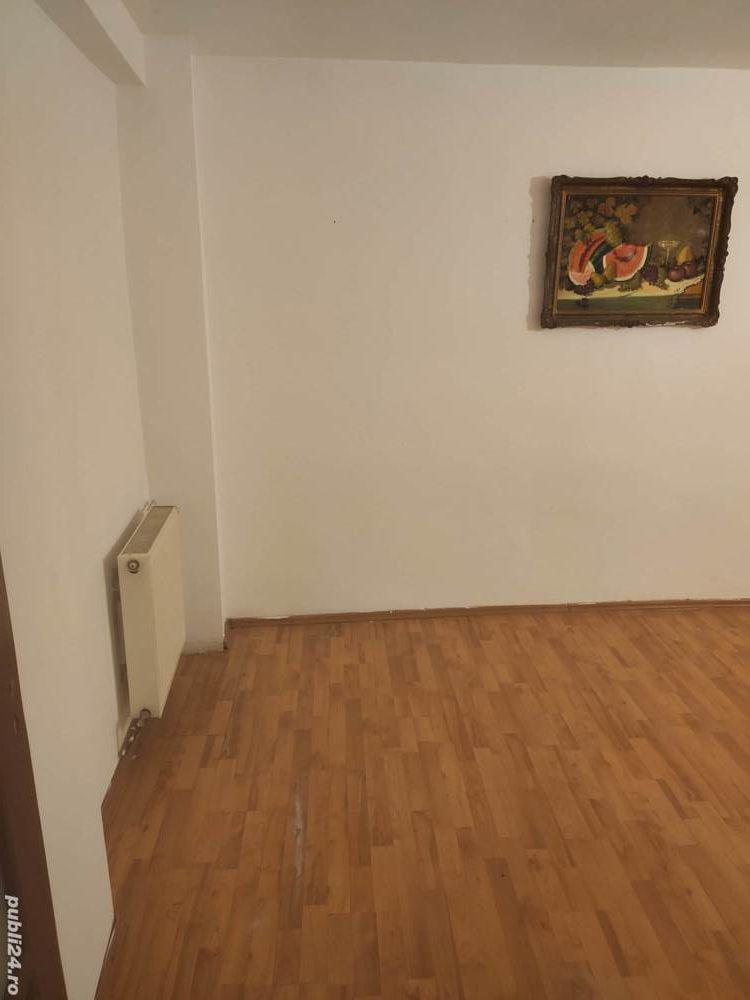 Vând casă vilă renovabilă Băneasa — fotografia 3