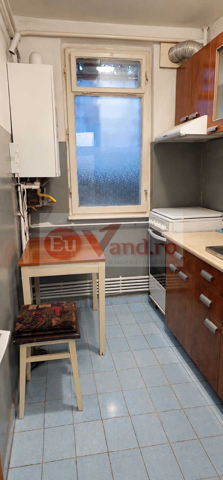 De vanzare apartament cu 2 camere, decomandat – Micro 19, parter, 46.500 E — fotografia 2