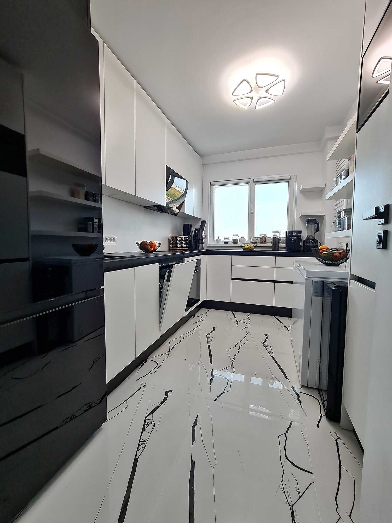 Proprietar Apartament 3 Camere Tineretului lux mobilat utilat parc — fotografia 3