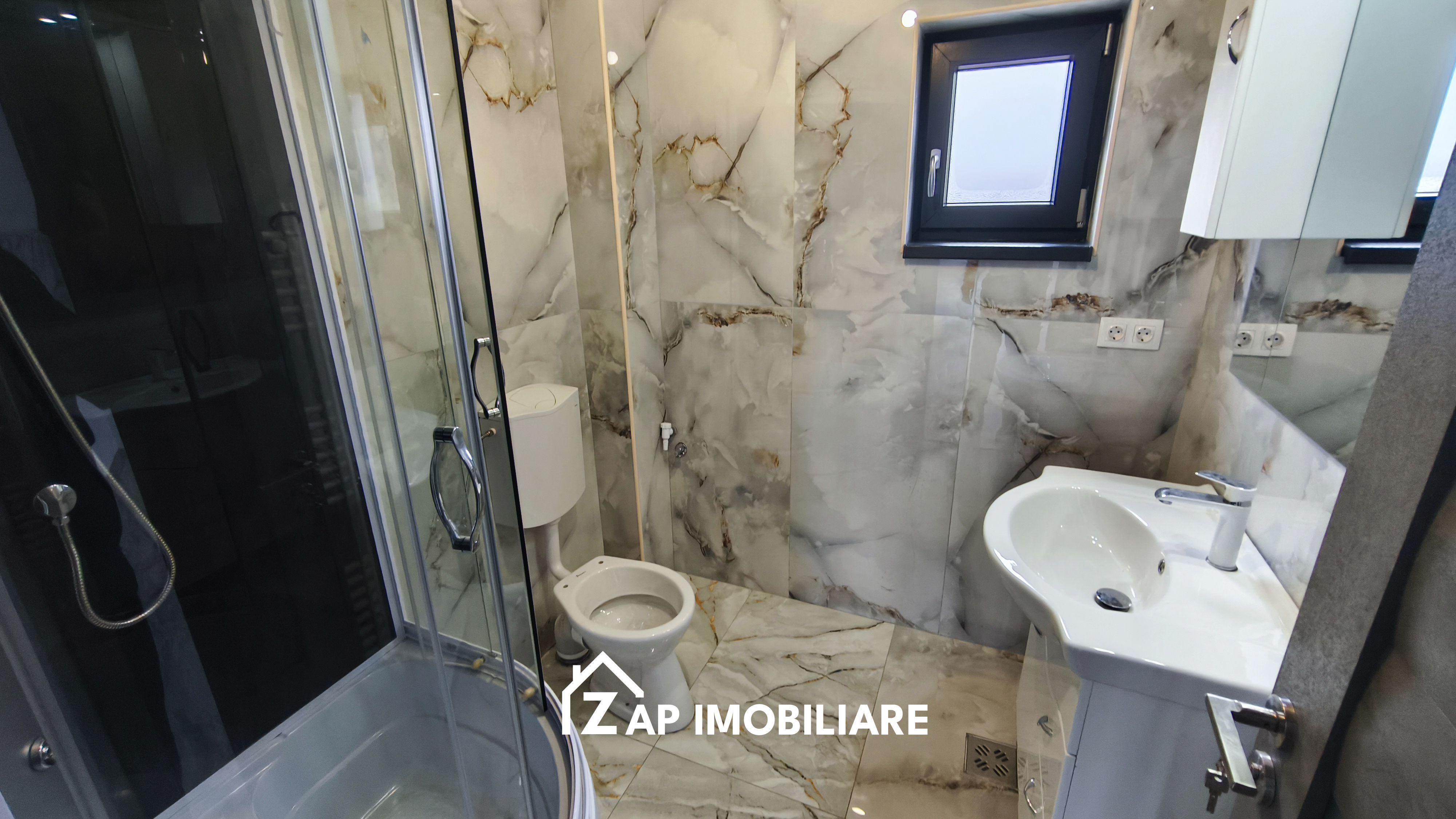 Casa la cheie 4 camere -  Sângeorgiu de Mures — fotografia 10