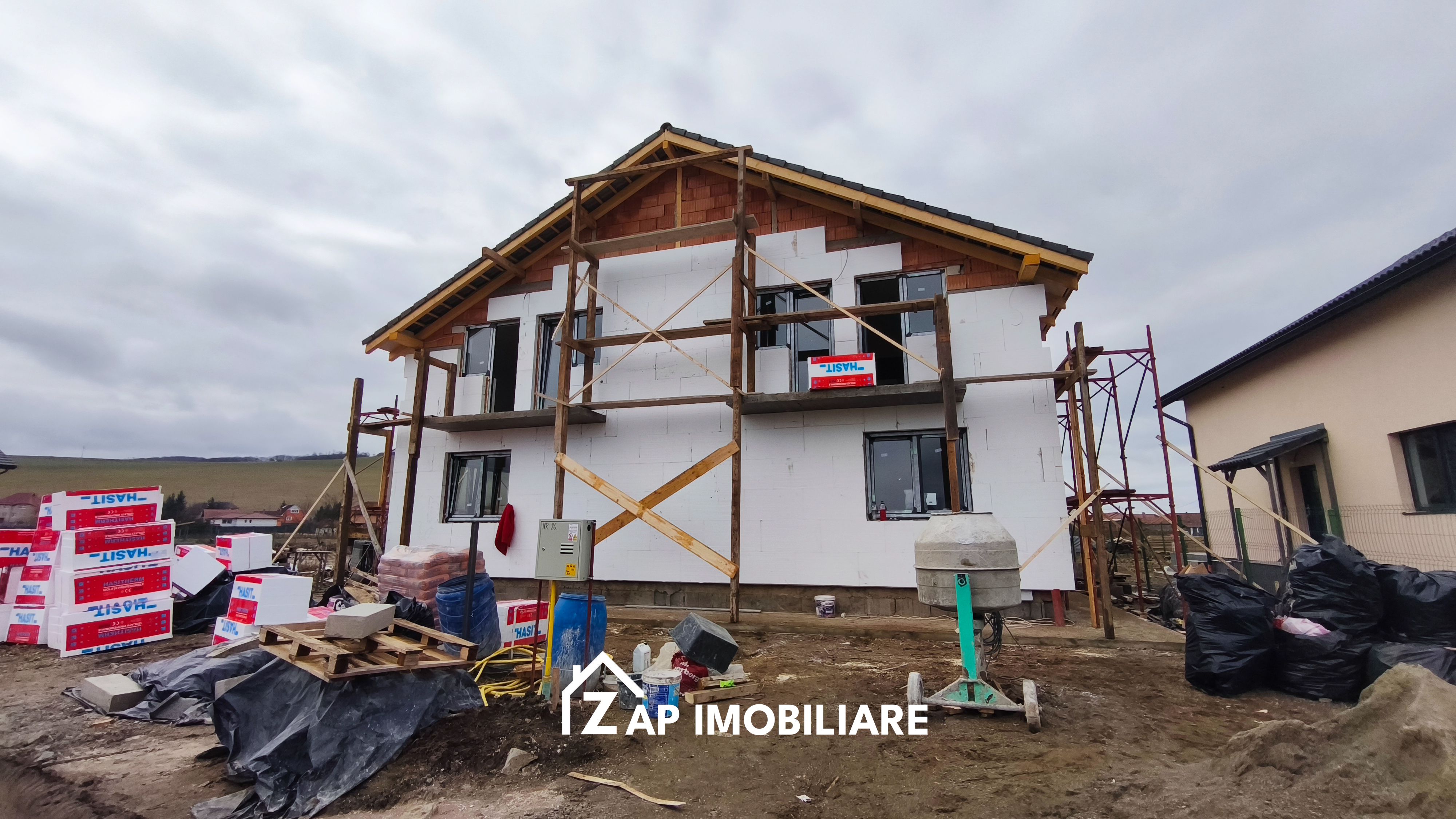 Casa la cheie 4 camere -  Sângeorgiu de Mures — fotografia 3