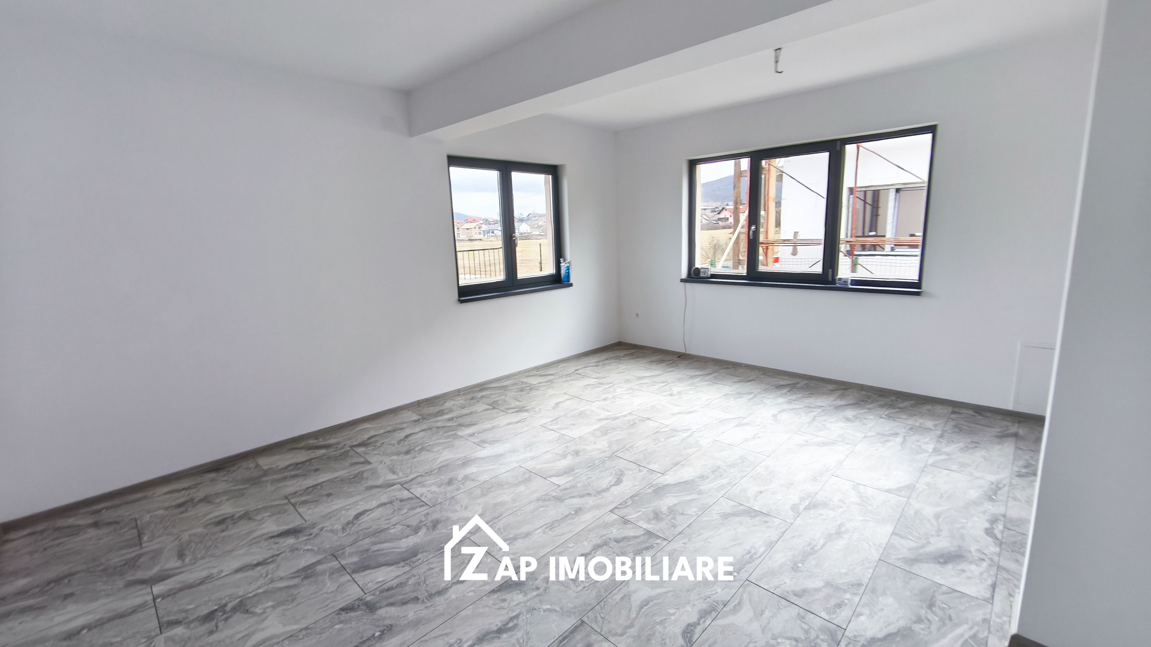 Casa la cheie 4 camere -  Sângeorgiu de Mures — fotografia 9