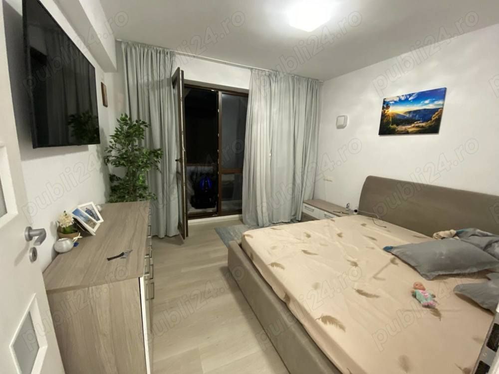 Apartament 3 camere, 80 mp utili, 2 locuri parcare, 2 bai, 2 balcoane — fotografia 3
