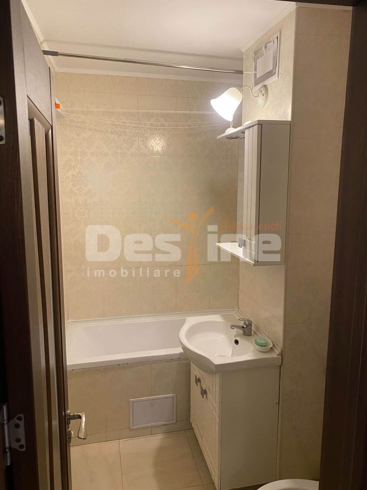 Apartament cu 3 camere de închiriat, zona Tomis Nord, Constanța — fotografia 4