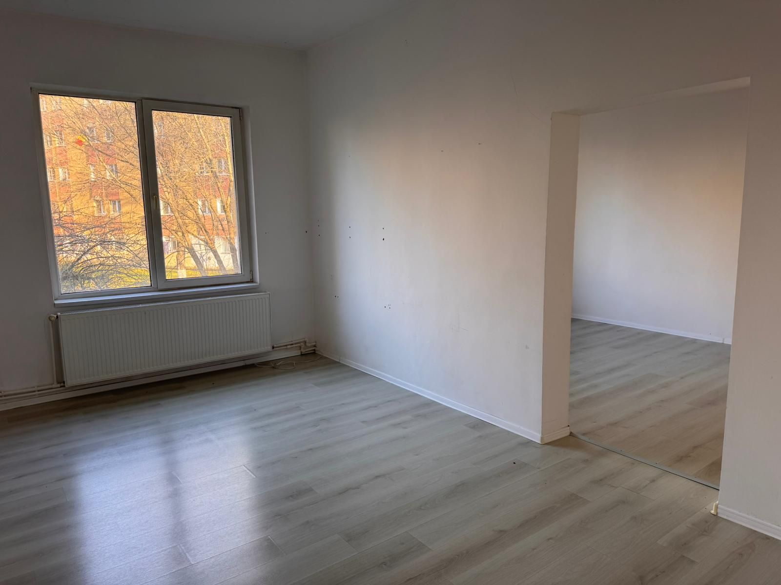 Cladire birouri / spatiu comercial - 584 mp  - Comision ZERO — fotografia 15