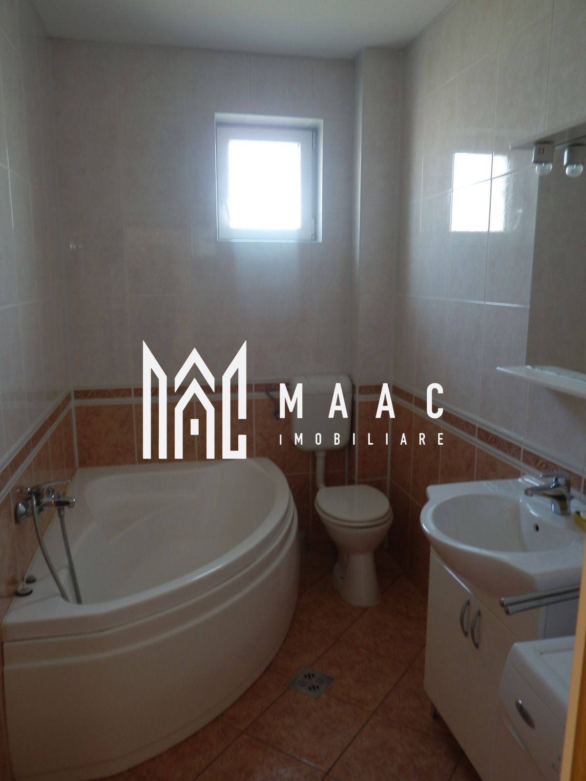 Apartament 3 camere de închiriat | Sub Arini, Sibiu | 105 mp — fotografia 8