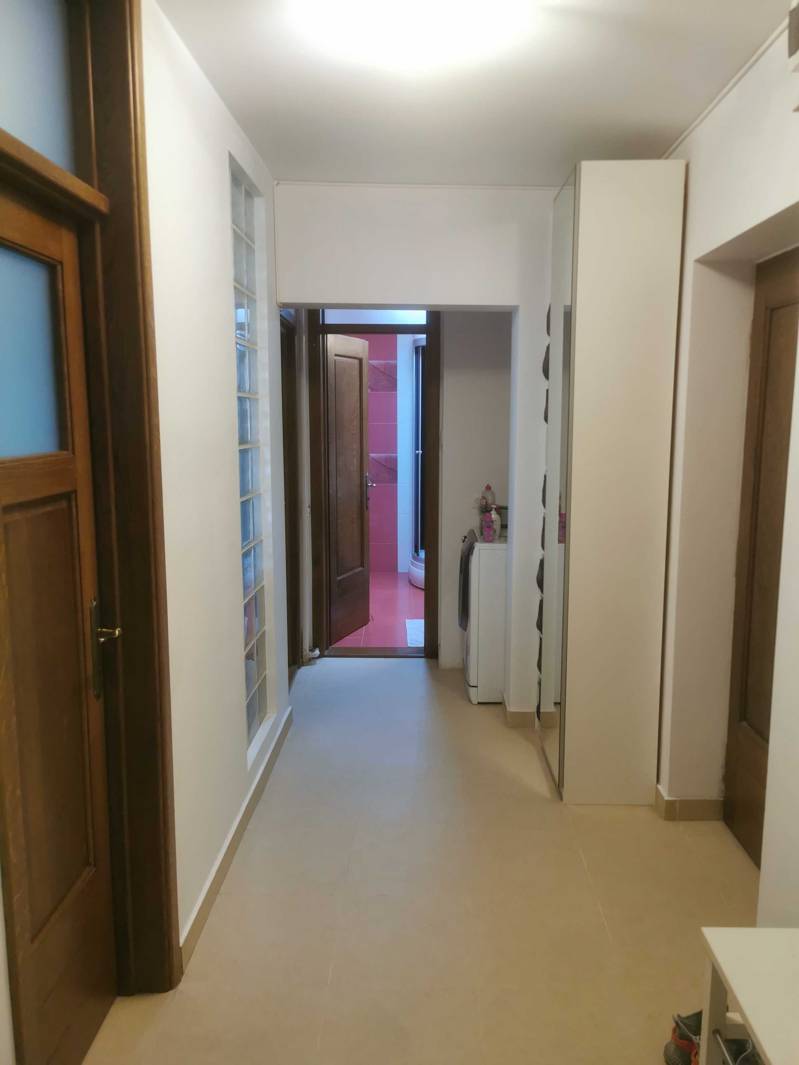 Ag BRASADAS închiriază ap 2 cam etaj 6/9 Blv Octavian Goga. — fotografia 3