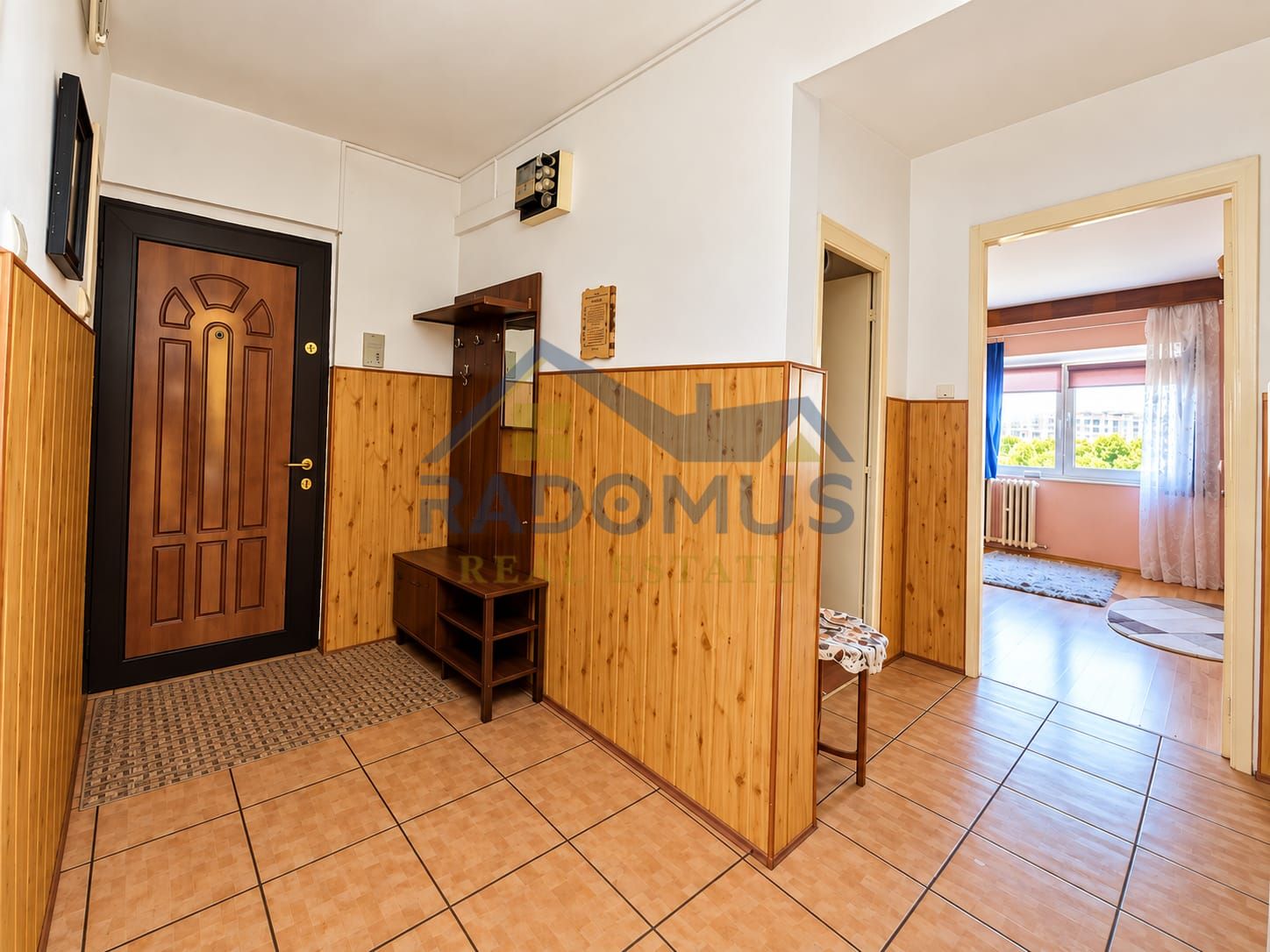 Apartament 3 camere | 74 mp utili + 2 băi + 2 balcoane | bloc 1987 — fotografia 5