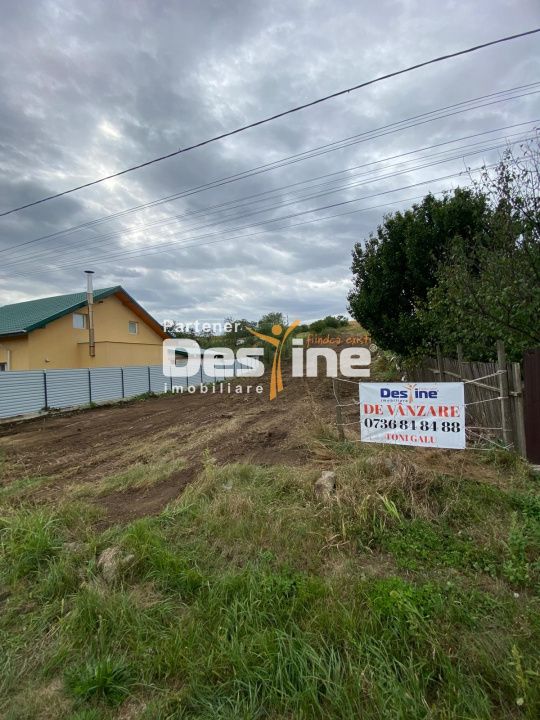 Teren intravilan 1200 mp utilități la asfalt investiție Valea Lunga