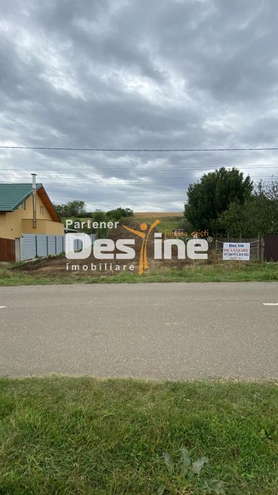 Teren intravilan 1200 mp utilități la asfalt investiție Valea Lunga — fotografia 3