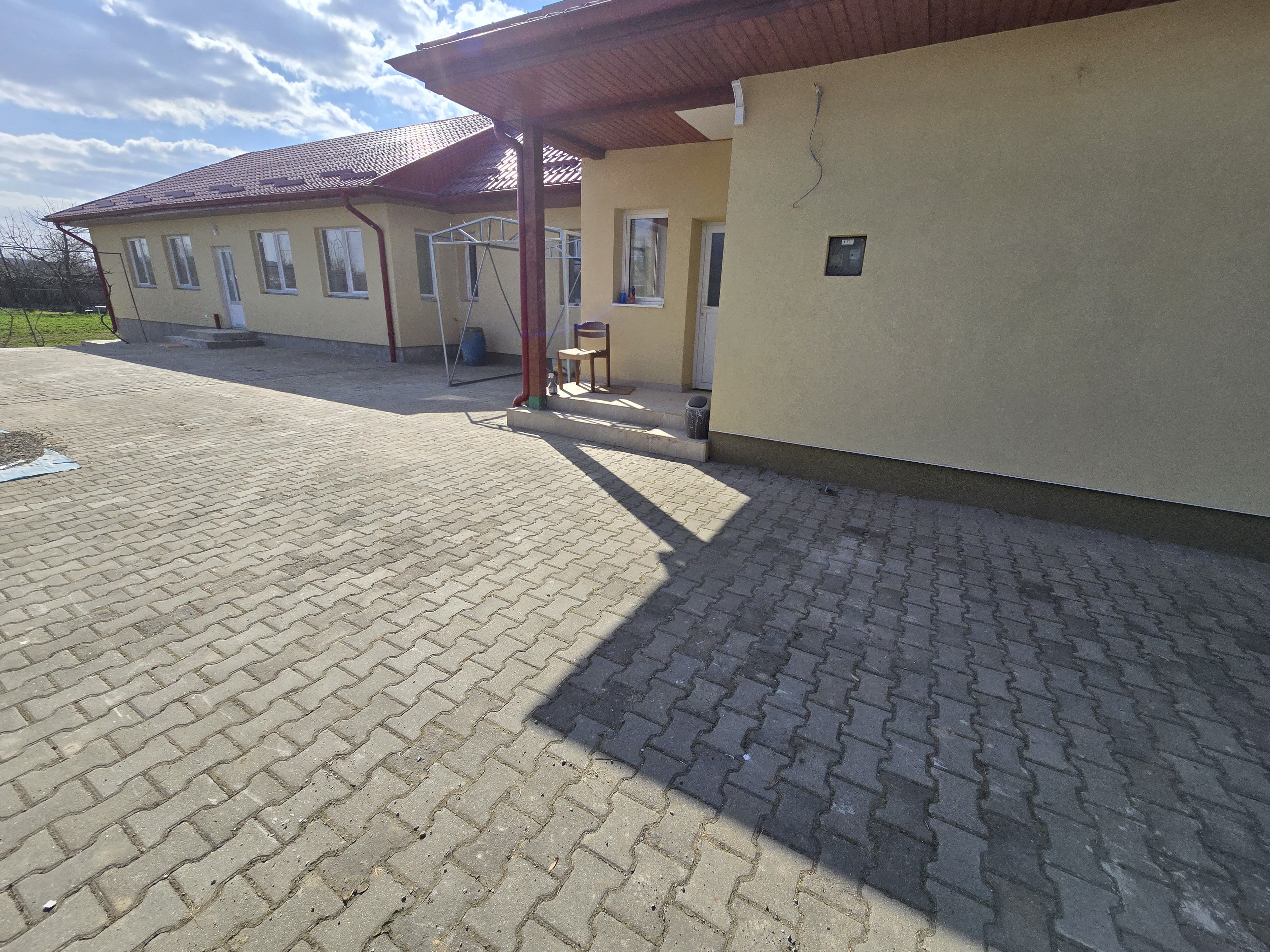 Casa 3 camere, 90 mp, 500 mp teren, cartier Unirii — fotografia 3
