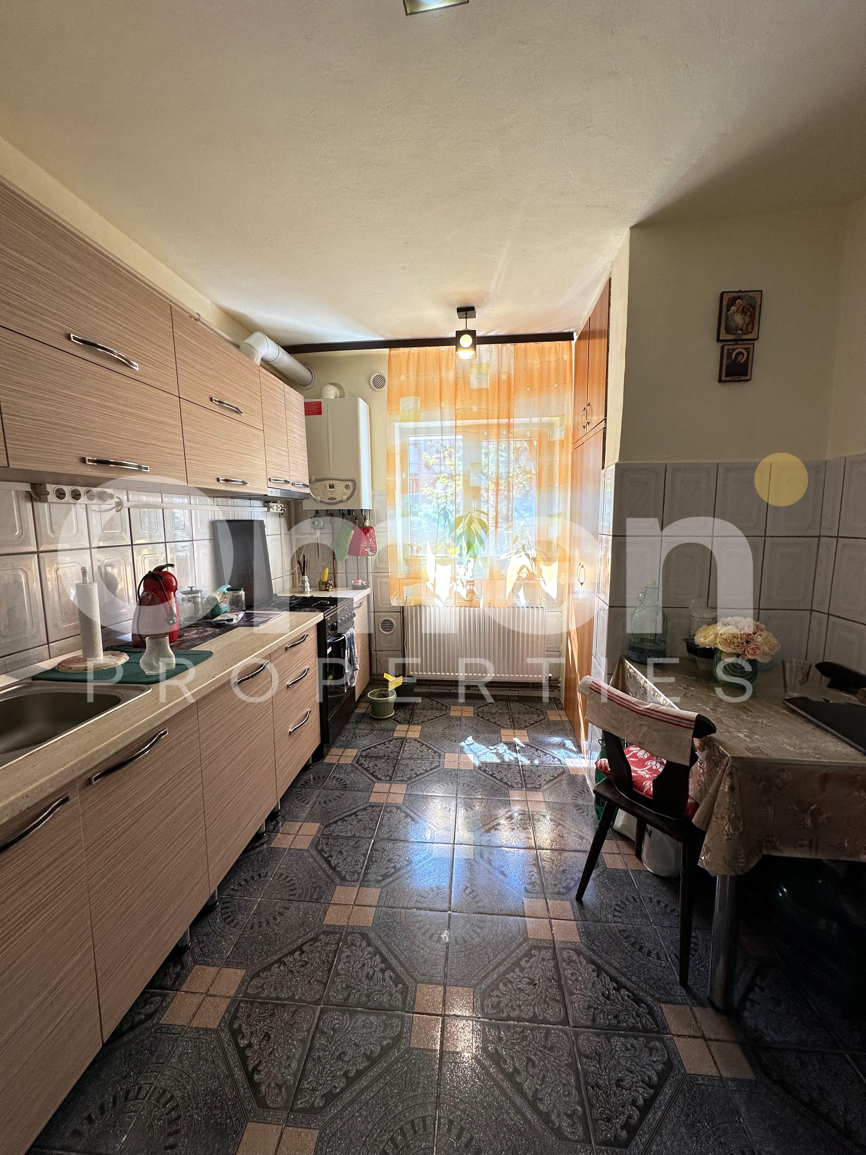 Apartament decomandat cu 2 camere si 2 balcoane, Granicerilor — fotografia 6