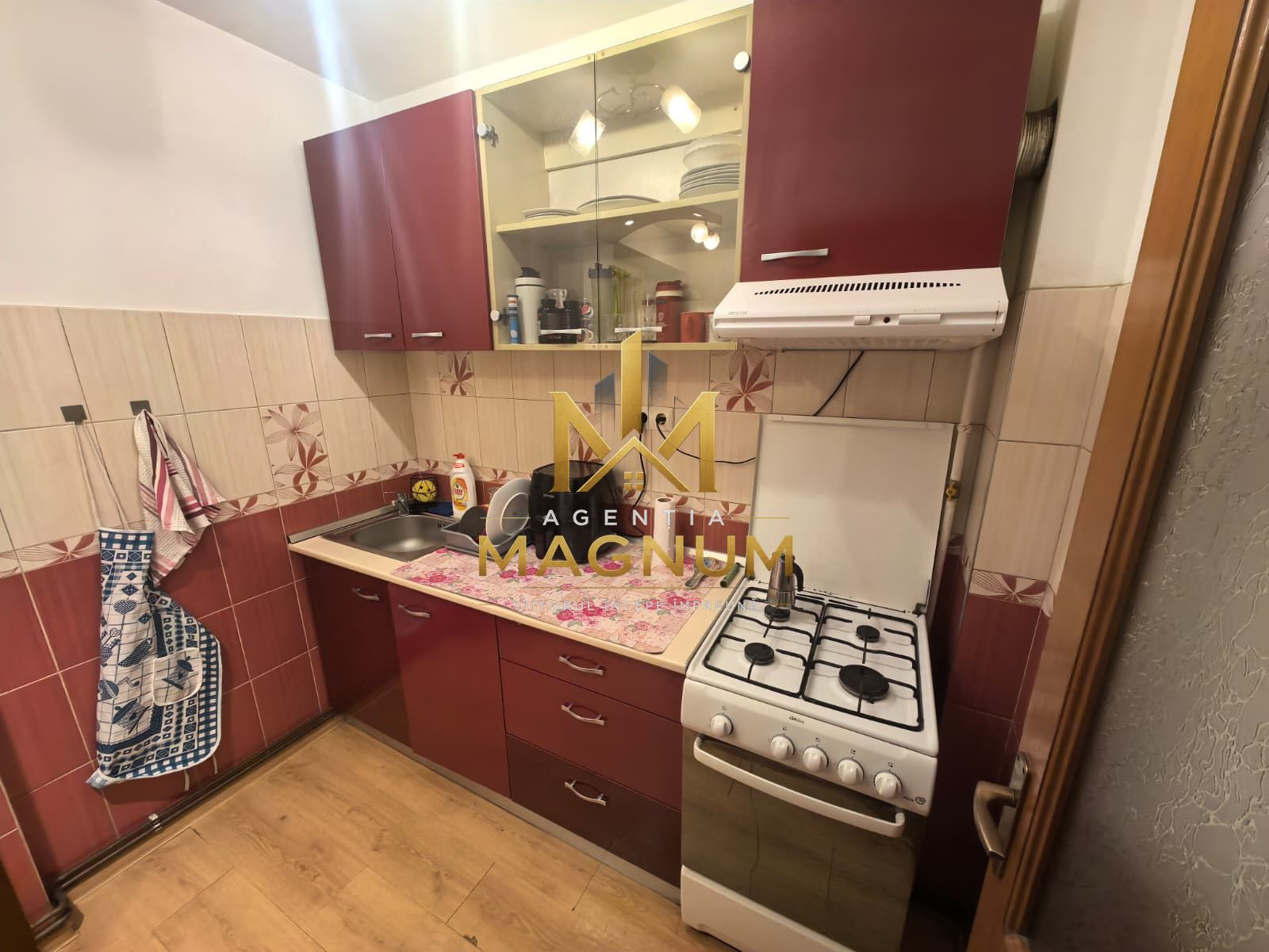 Apartament cu o camera de vanzare pe Bulevardul Republicii Baia Mare — fotografia 3