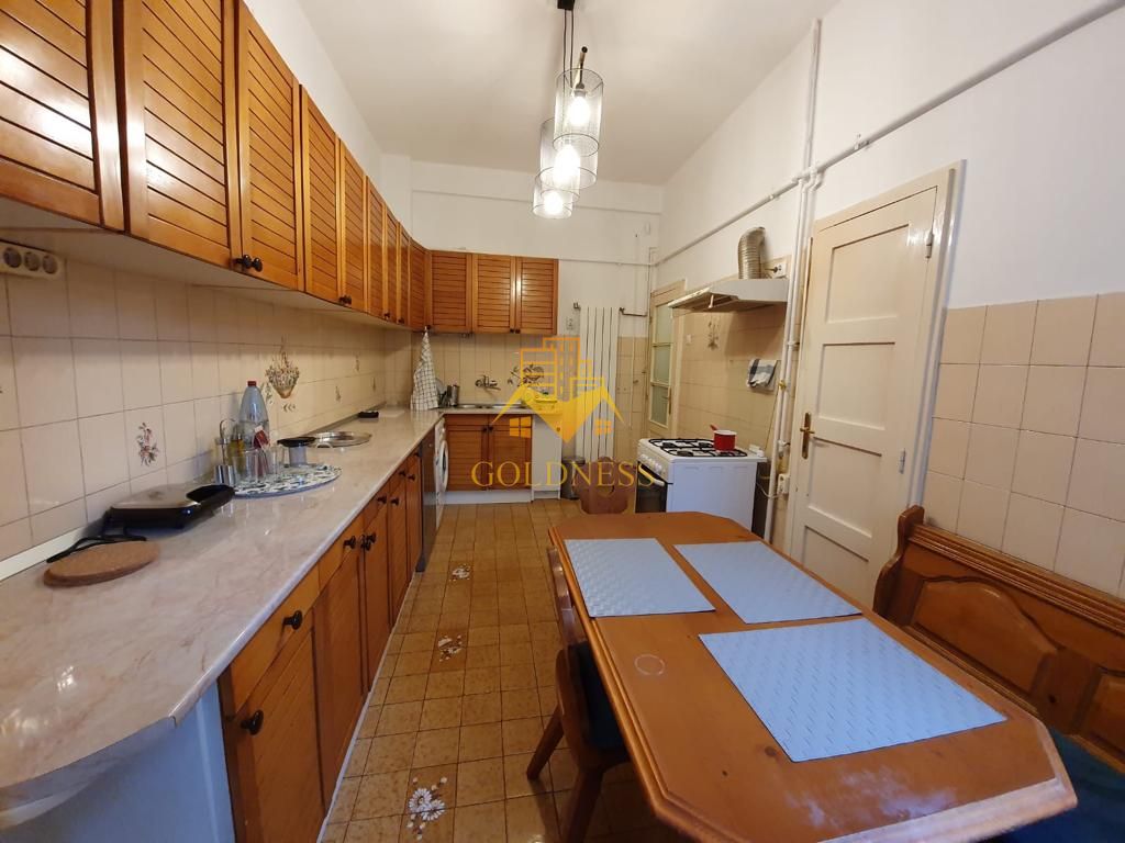 4 camere decomandate,UMF, Pta Unirii, Ultracentral, Republicii, UBB — fotografia 9
