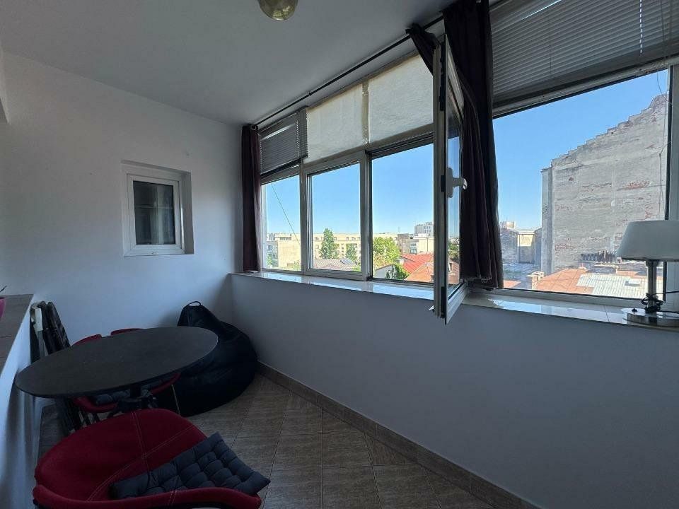 ap. 3 camere 2 bai 2 balcoane 2 scari 2 lifturi Calea Victoriei Biserica Amzei — fotografia 6