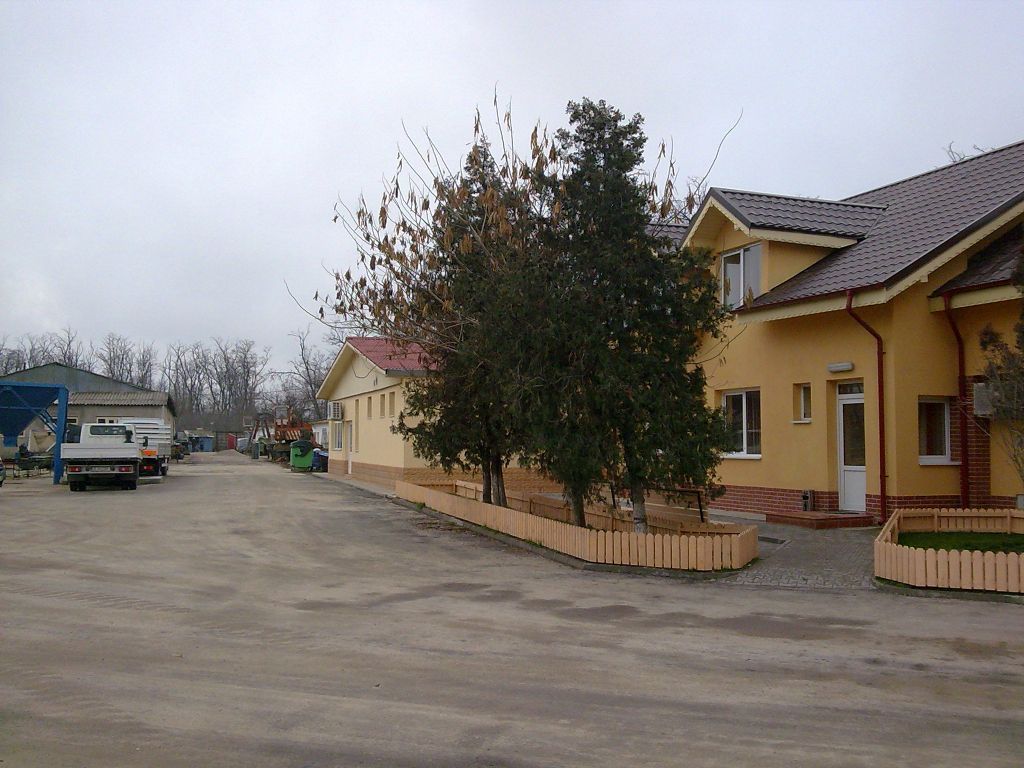 Afacere de vanzare | Hale | Teren 3,2 ha | Statie prefabricate — fotografia 9