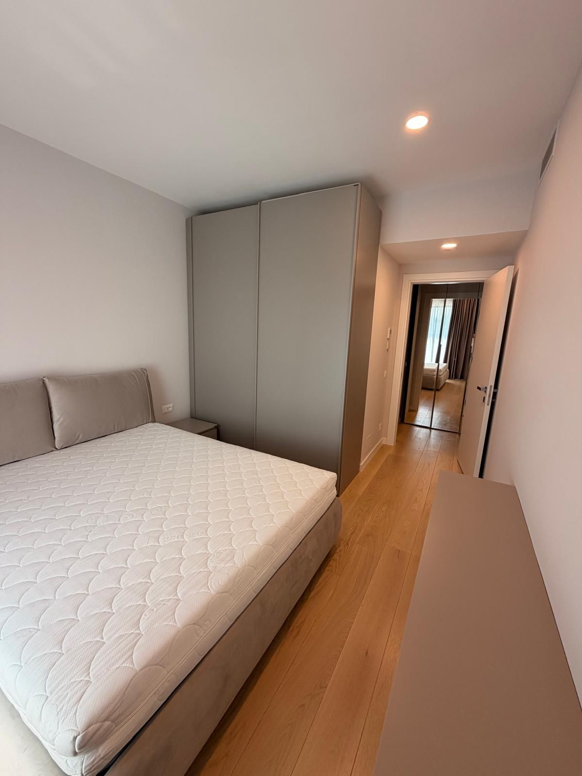 NUSCO CITY | Mobila Rovere | Bucatarie inchisa | Parcare inclusa | LUX — fotografia 9
