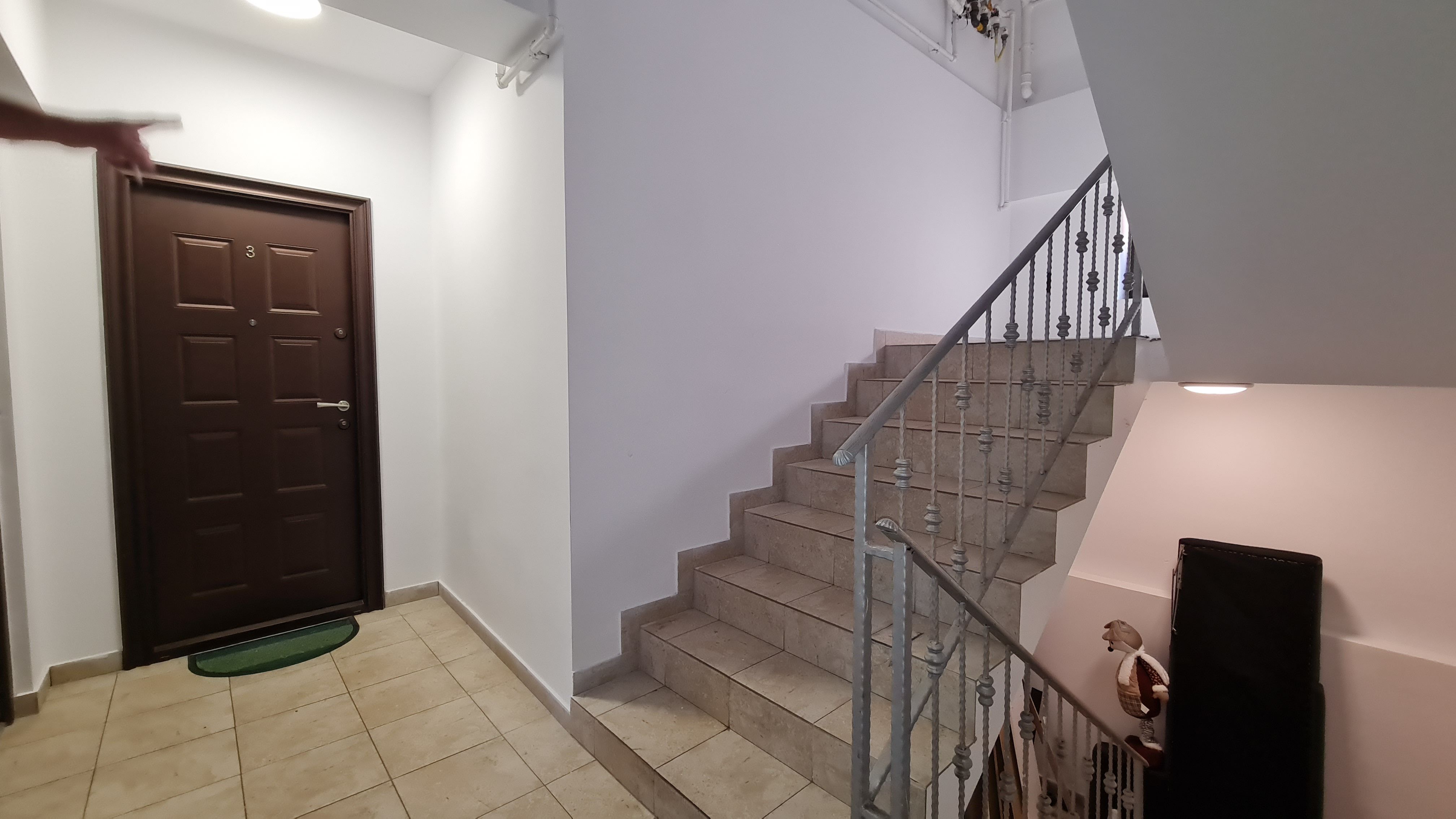 Garsoniere si apartamente de inchiriat- pretabil muncitori! — fotografia 6