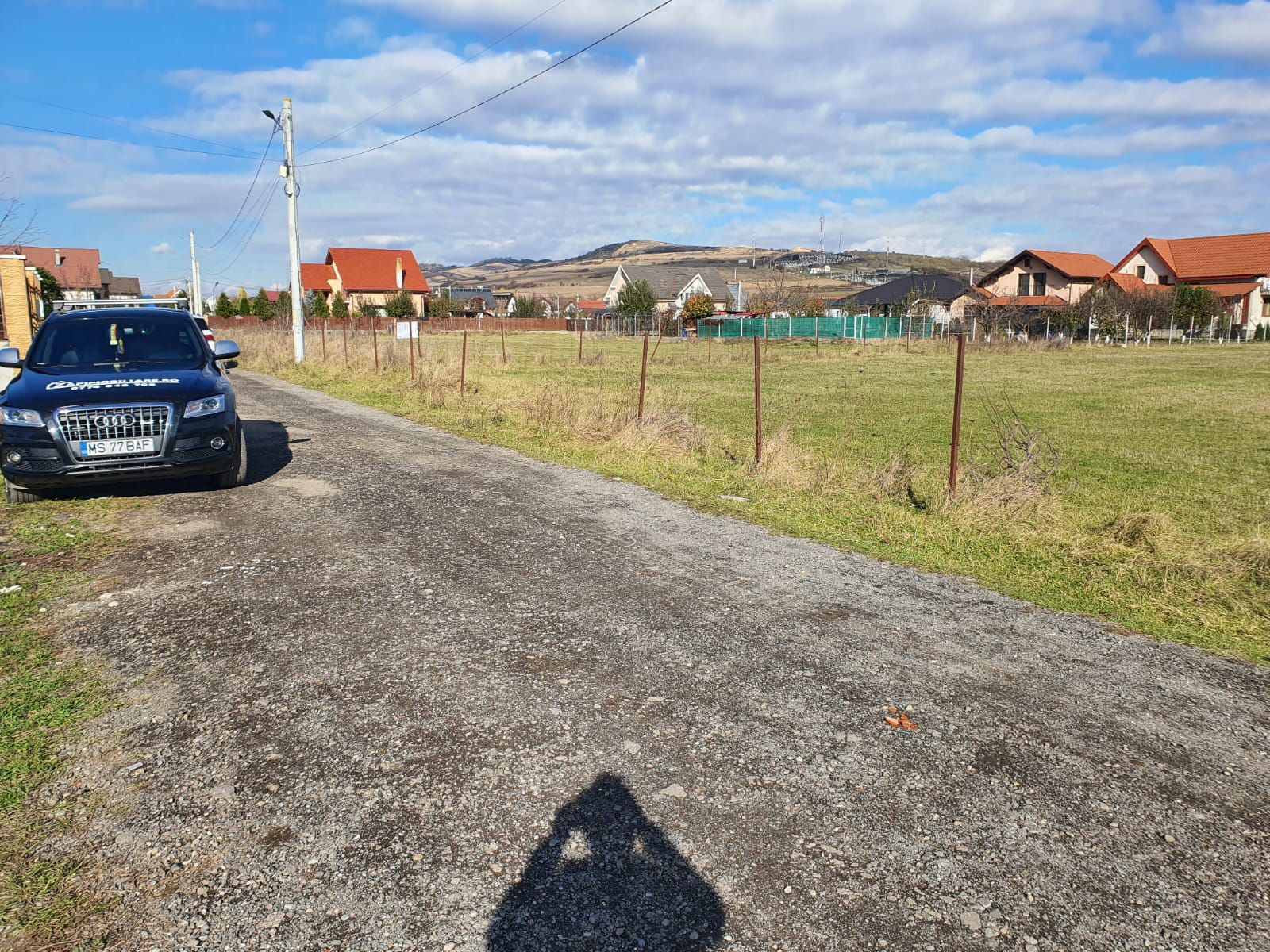 Teren intravilan 4.690mp.deschidere la 2 drumuri,zona Unirii — fotografia 4