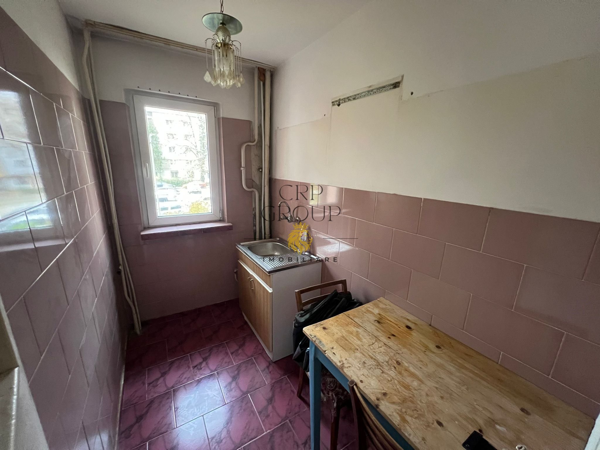 Apartament 4 camere, etaj 1/4, zona Mausoleul Eroilor - Sud — fotografia 3