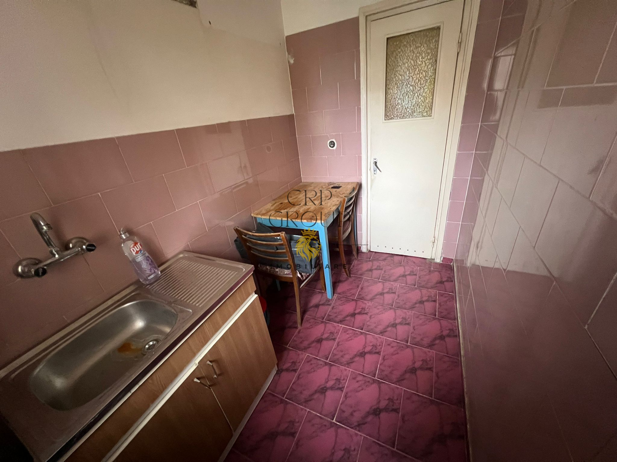 Apartament 4 camere, etaj 1/4, zona Mausoleul Eroilor - Sud — fotografia 4
