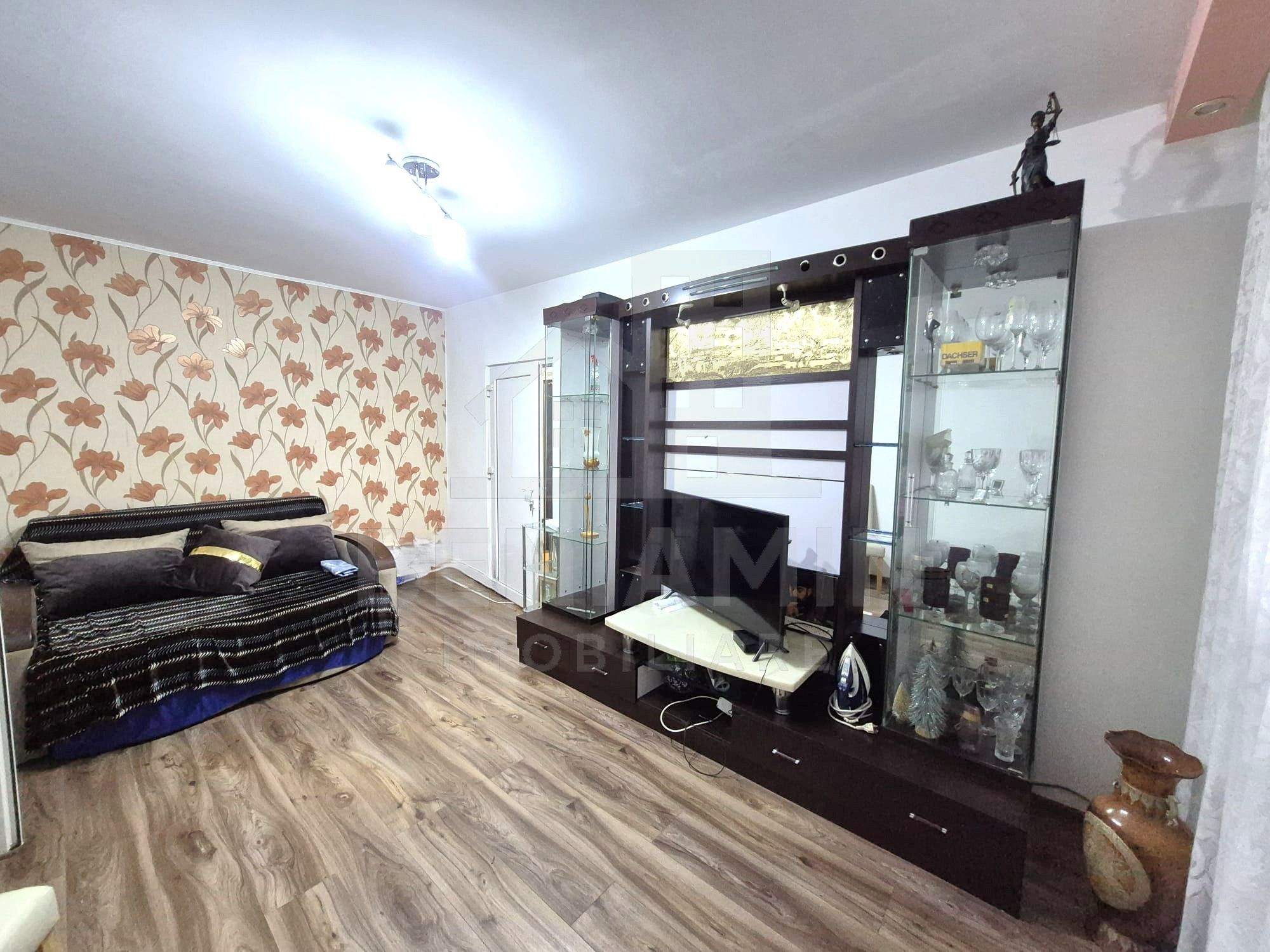 2 Camere- 47mp-Renovat-Zona Calea Bucuresti -Bibiloteca Universitatii — fotografia 4