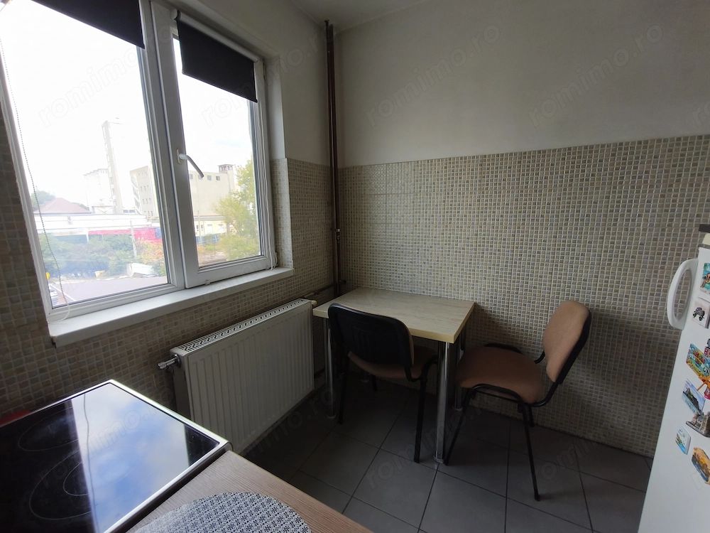 Apartament cu 2 camere, etaj 3 chiar în Complexul Studențesc — fotografia 4