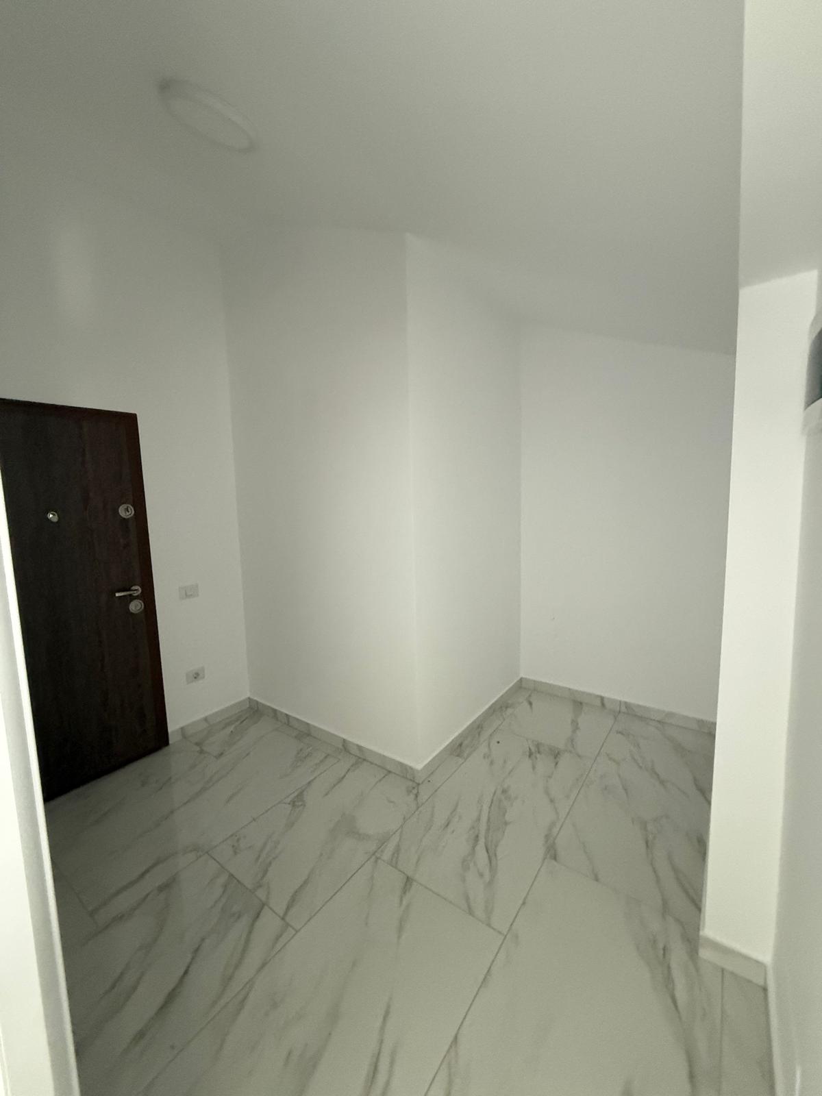 Apartament 3 camere, Zona Zamca