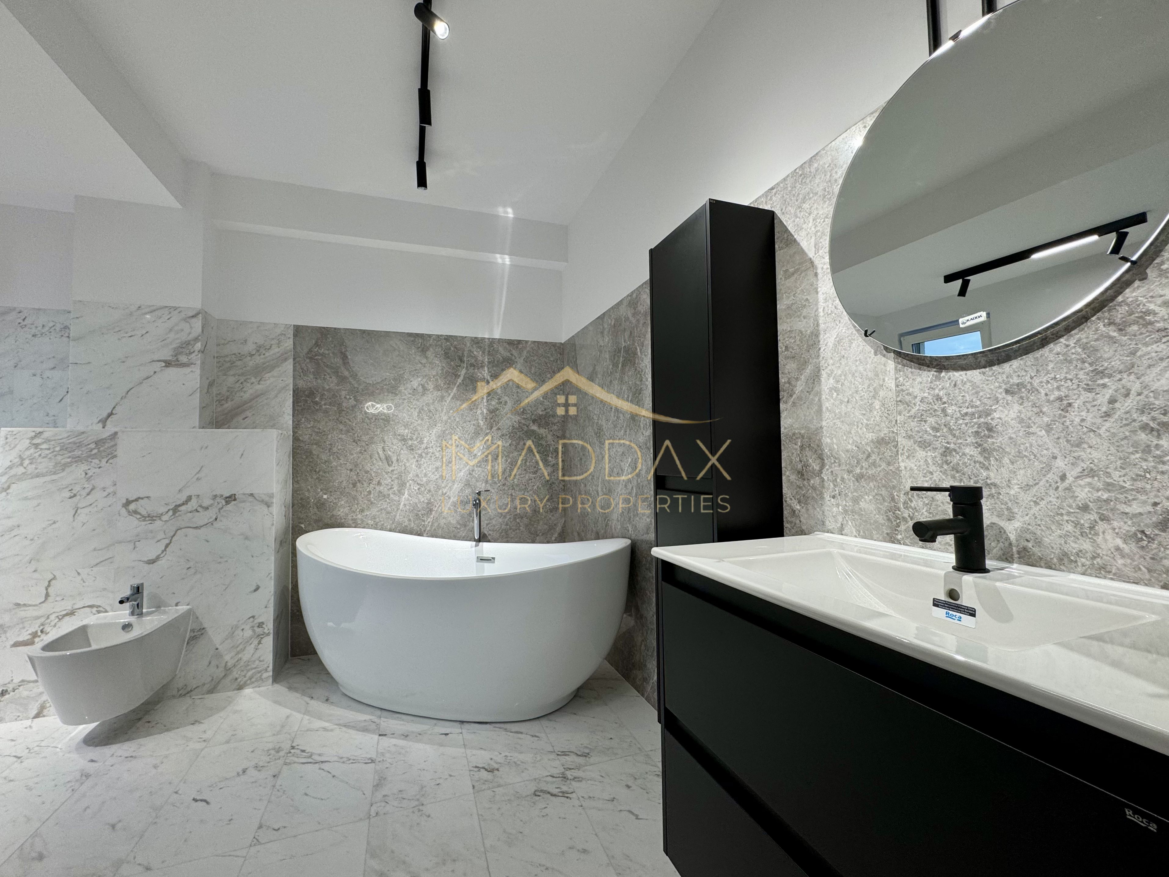Duplex cu 4 Camere *211mp* / 2 parking / Erou Iancu Nicolae — fotografia 35