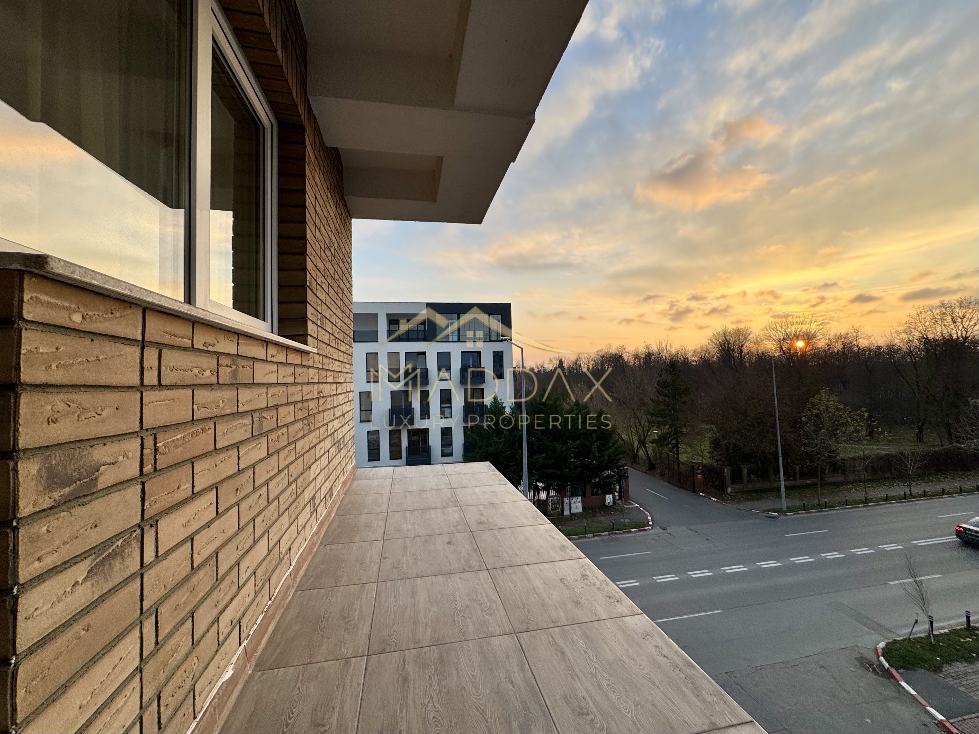 Duplex cu 4 Camere *211mp* / 2 parking / Erou Iancu Nicolae — fotografia 40