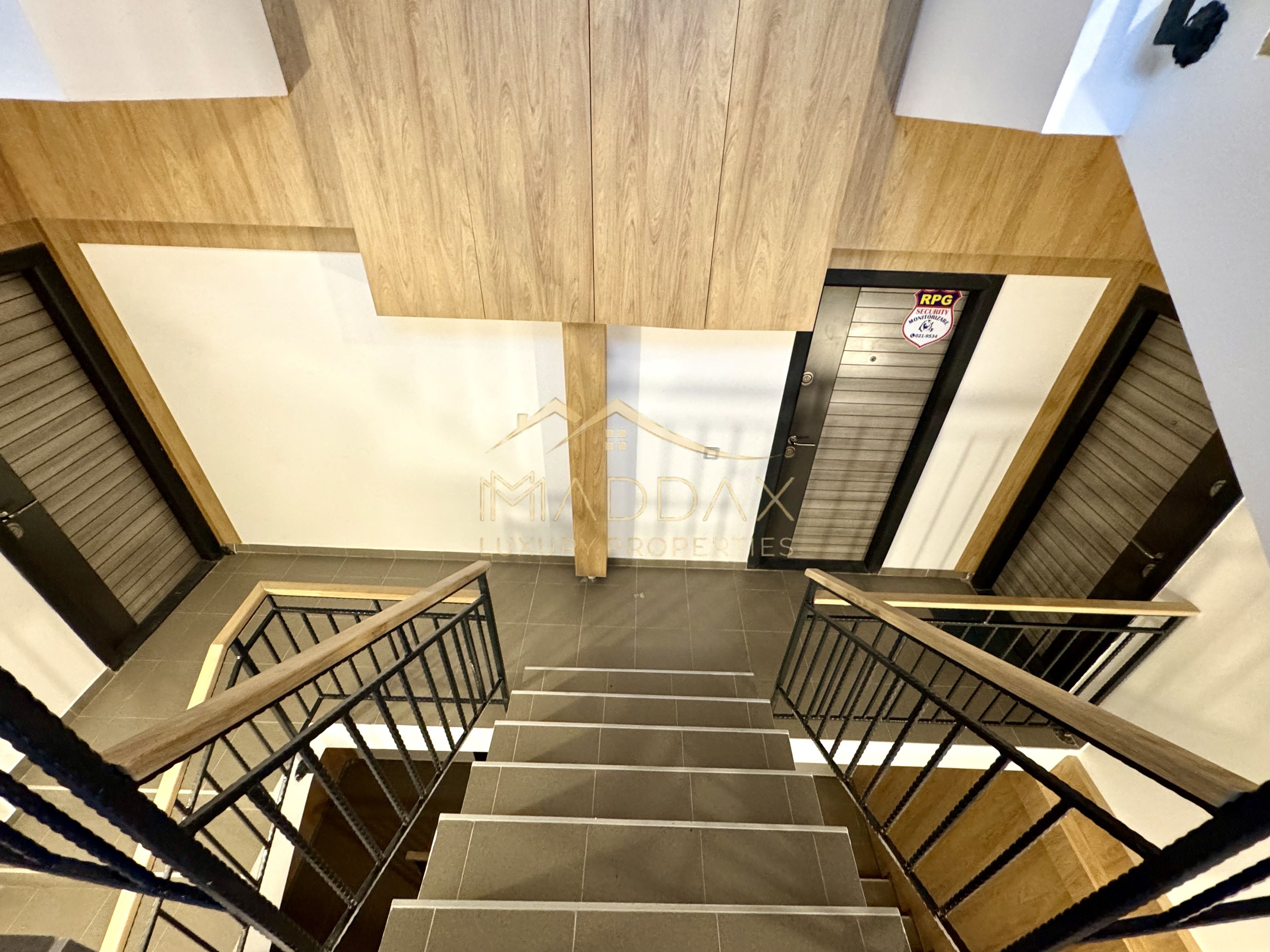 Duplex cu 4 Camere *211mp* / 2 parking / Erou Iancu Nicolae — fotografia 49