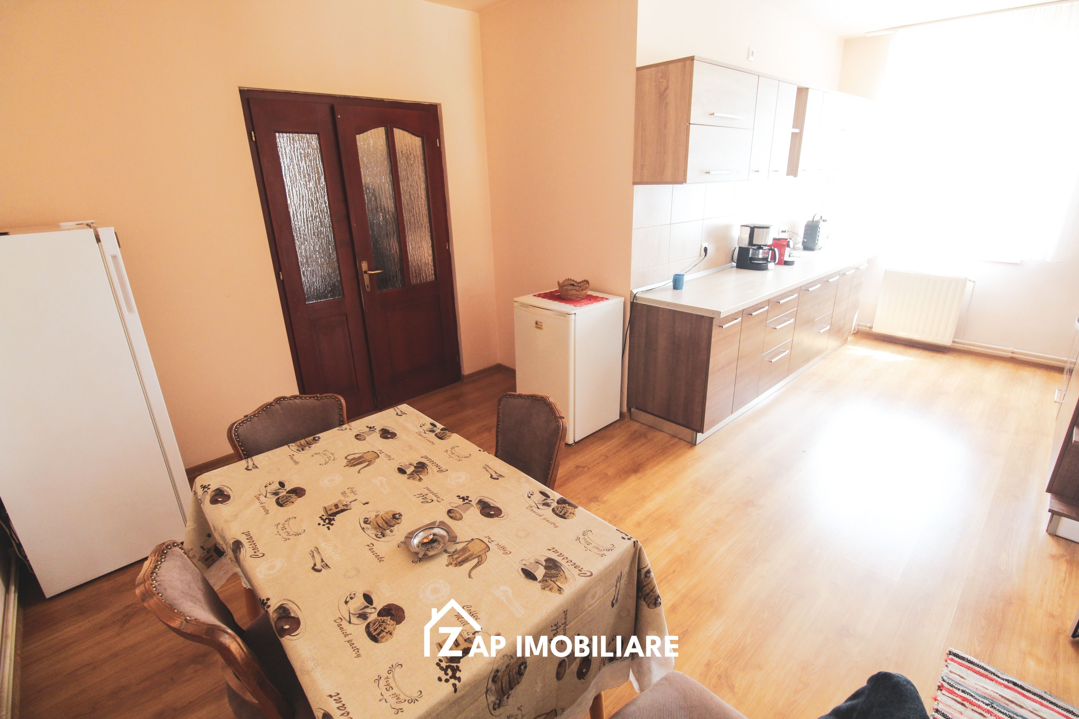 Casa P+M - 4 camere - 3 dormitoare - Teren 500 mp - Nazna — fotografia 10