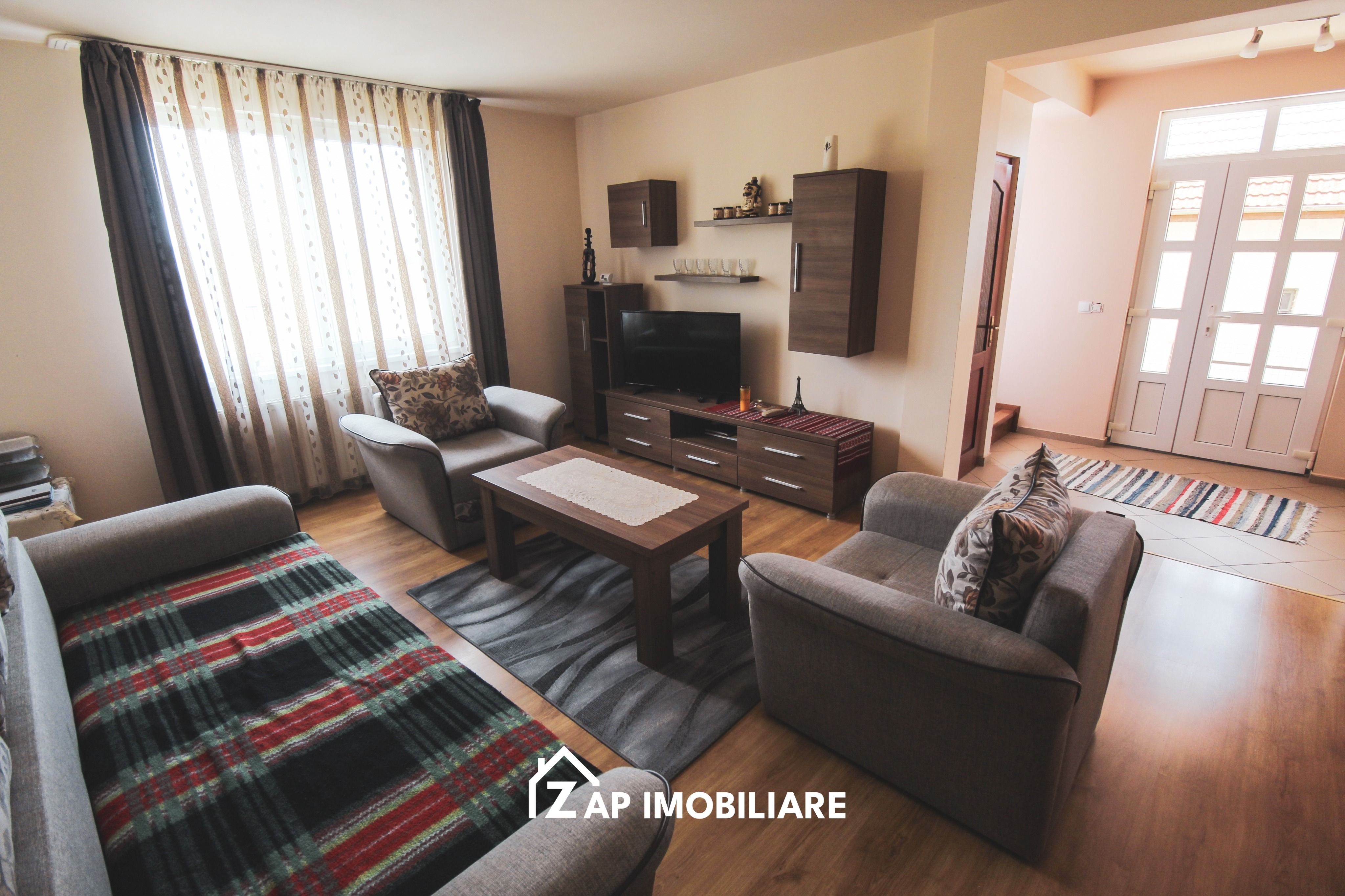 Casa P+M - 4 camere - 3 dormitoare - Teren 500 mp - Nazna — fotografia 11