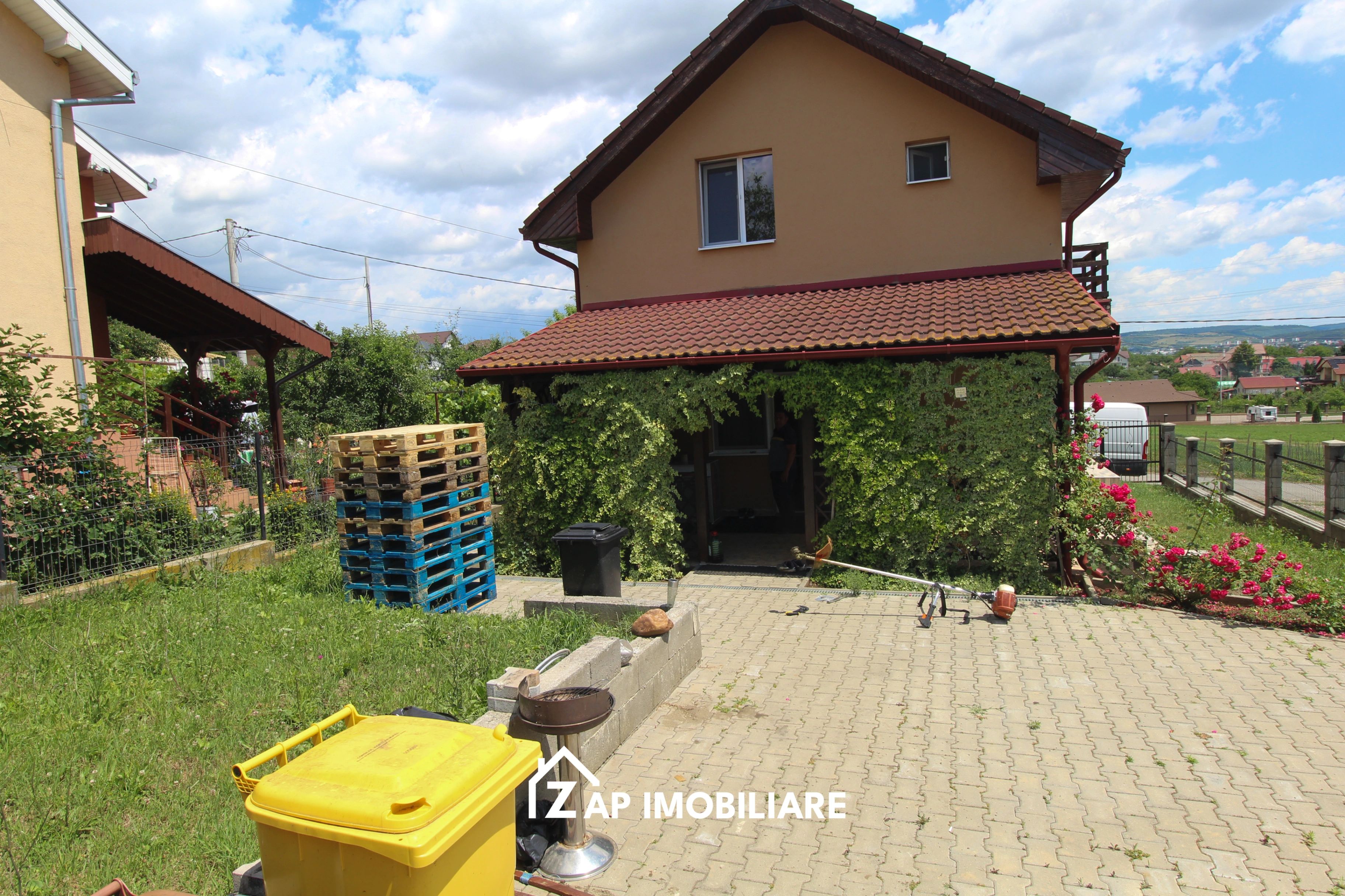 Casa P+M - 4 camere - 3 dormitoare - Teren 500 mp - Nazna — fotografia 3