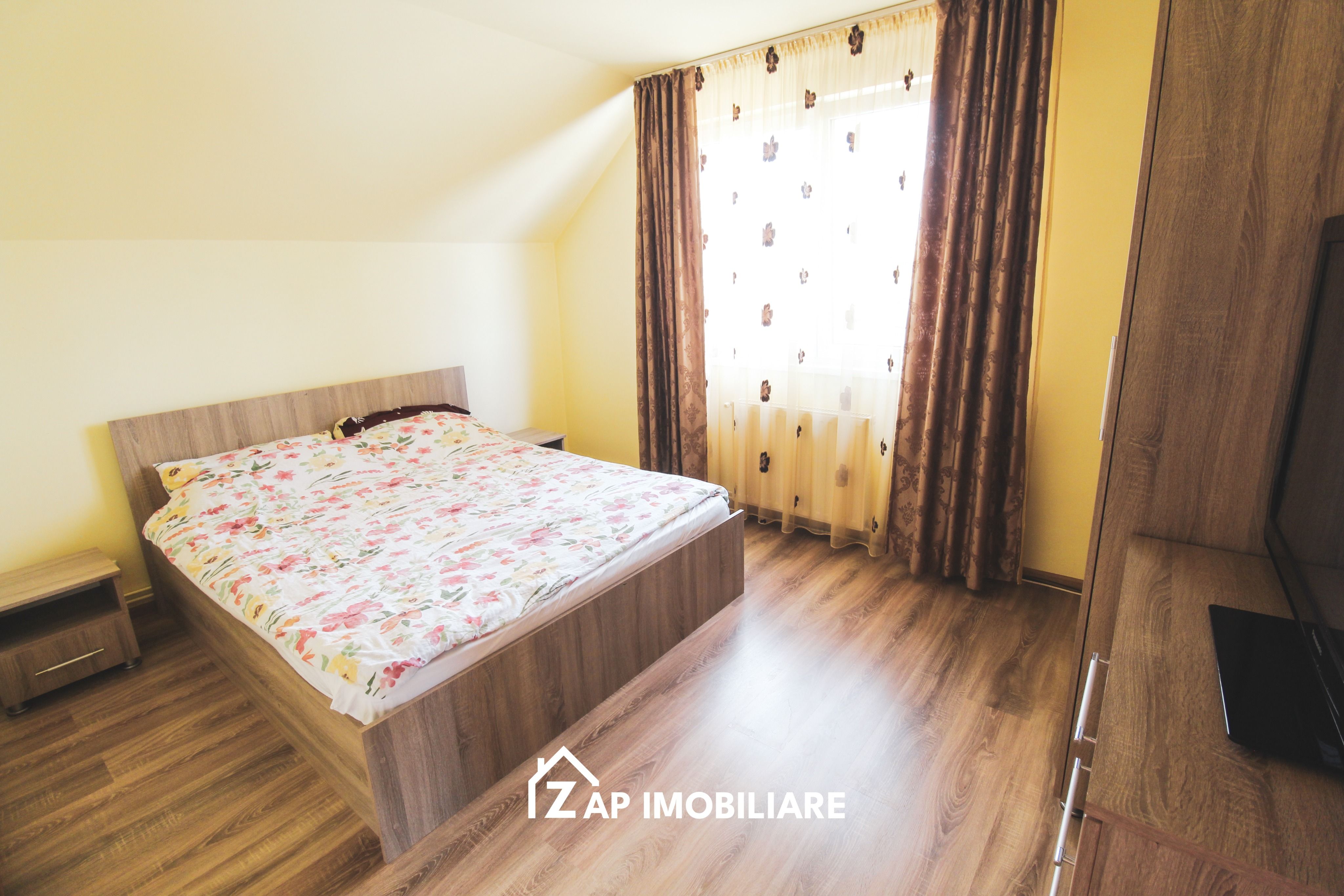 Casa P+M - 4 camere - 3 dormitoare - Teren 500 mp - Nazna — fotografia 9
