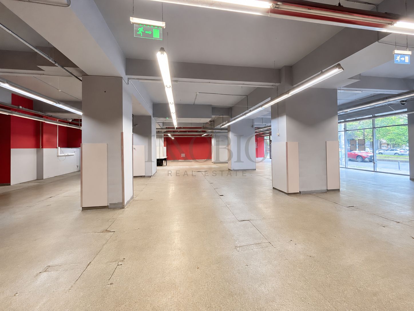 Spațiu comercial excelent | Fost Mega Image — fotografia 7